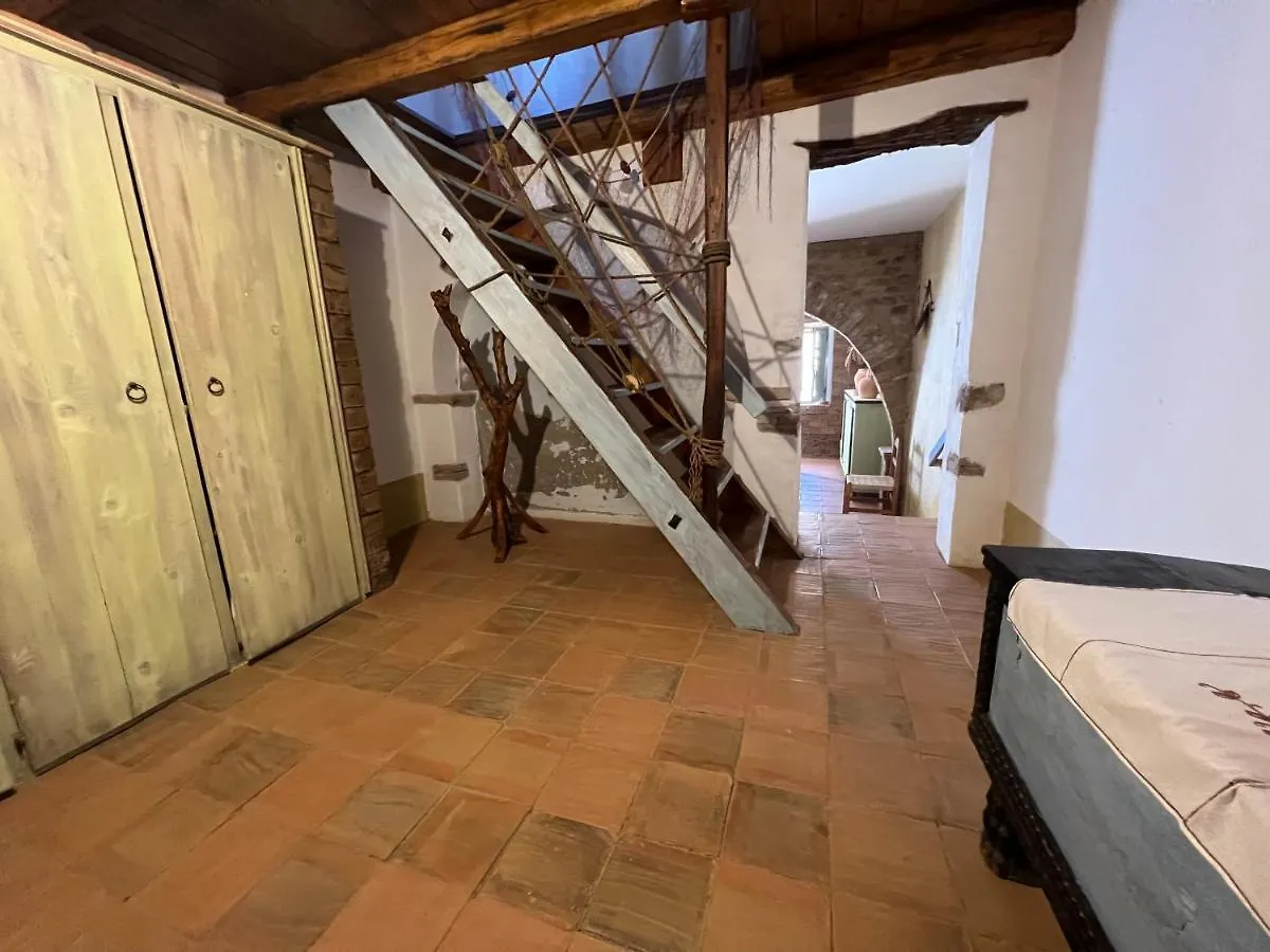 Piccolo Borgo Di Pescatori Villa San Giovanni Suergiu 0*,  Italy