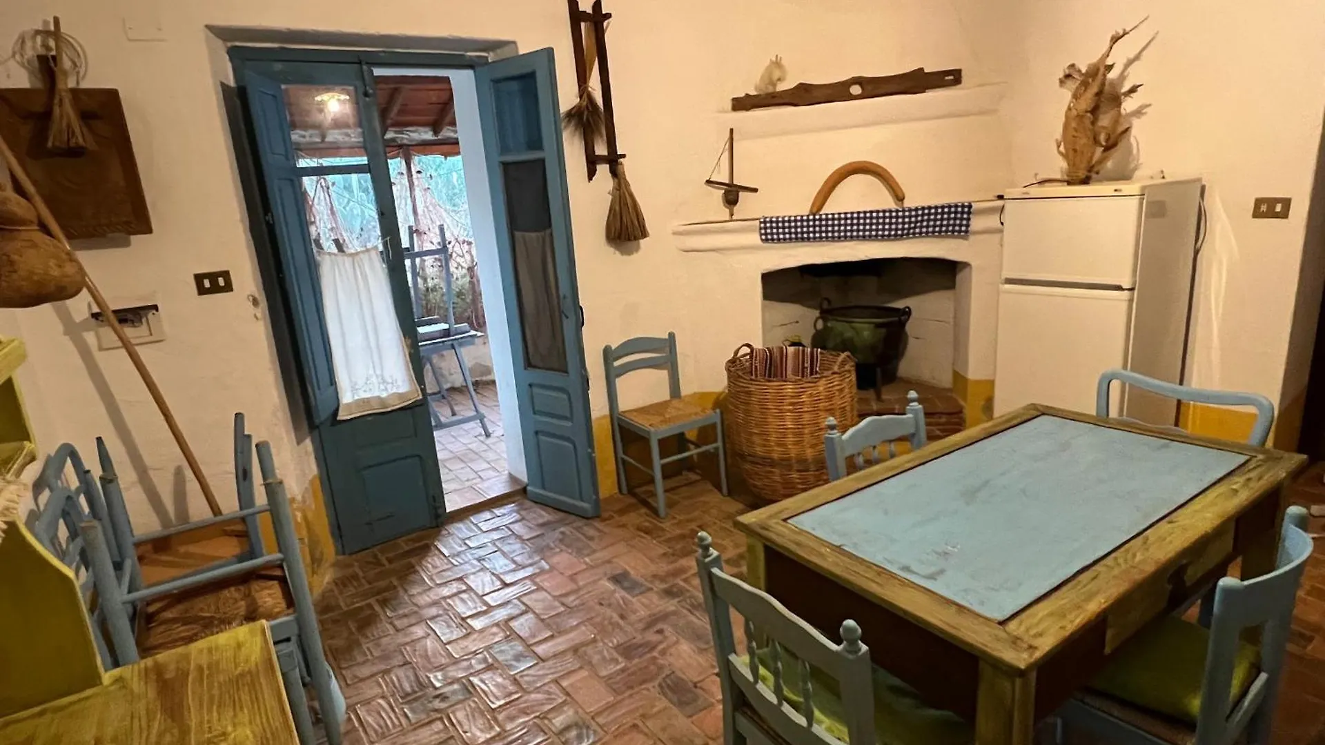 Piccolo Borgo Di Pescatori Villa San Giovanni Suergiu Italy